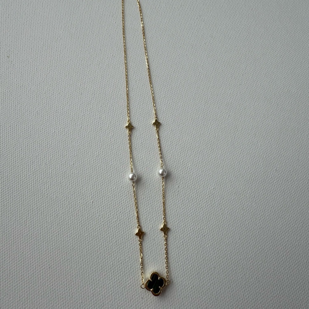 Pearl Clover Necklace Sterling Silver 925 Gold plated - Picture 10 of 12